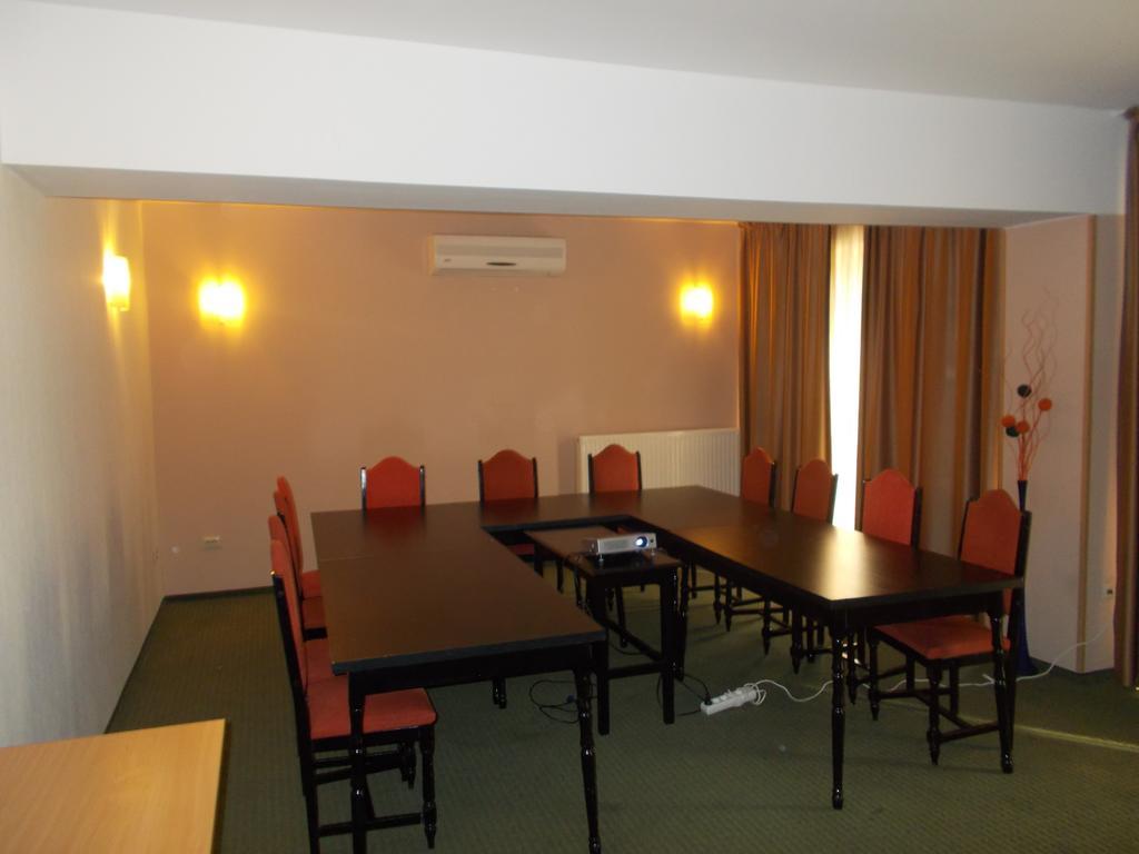 Hotel Reghina Timişoara Buitenkant foto