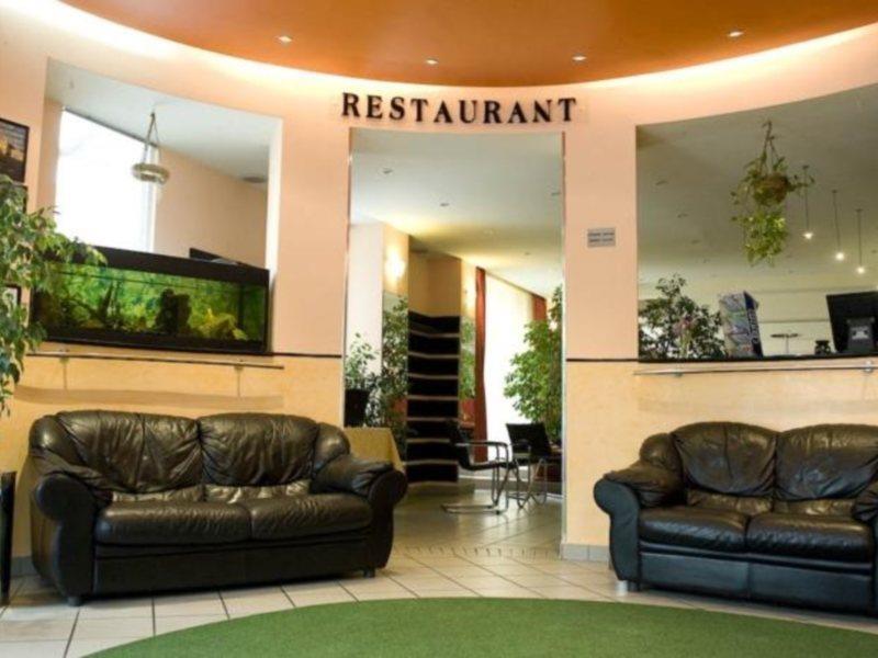 Hotel Reghina Timişoara Buitenkant foto