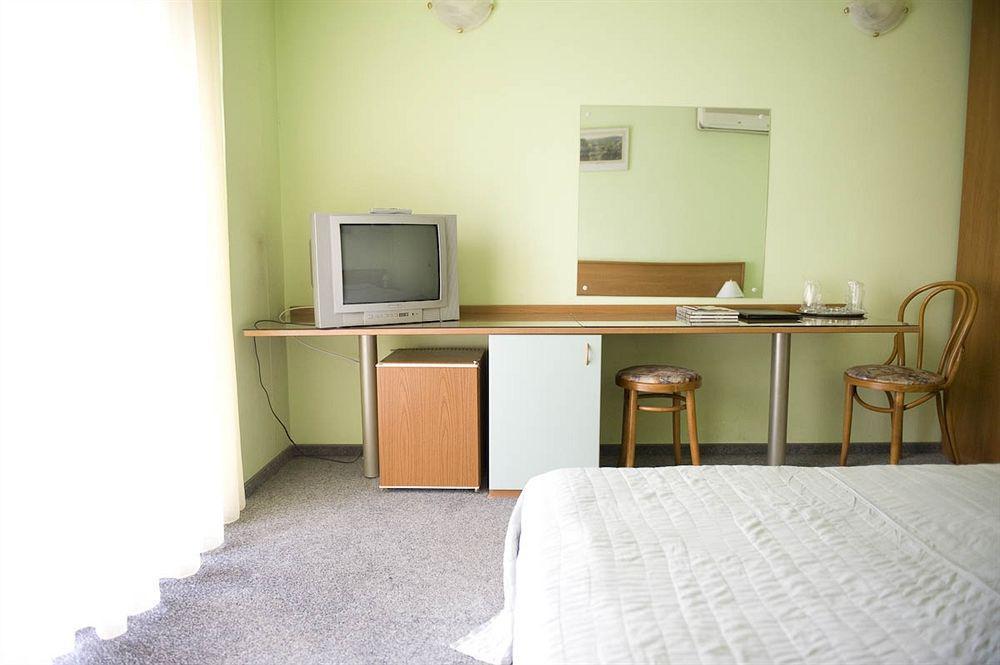Hotel Reghina Timişoara Buitenkant foto